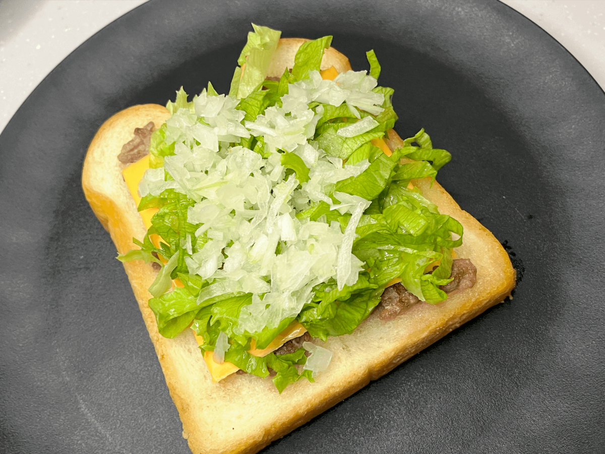 おうちごはんせいさくぶさん「おうちで再現可能！ビッグマック風」