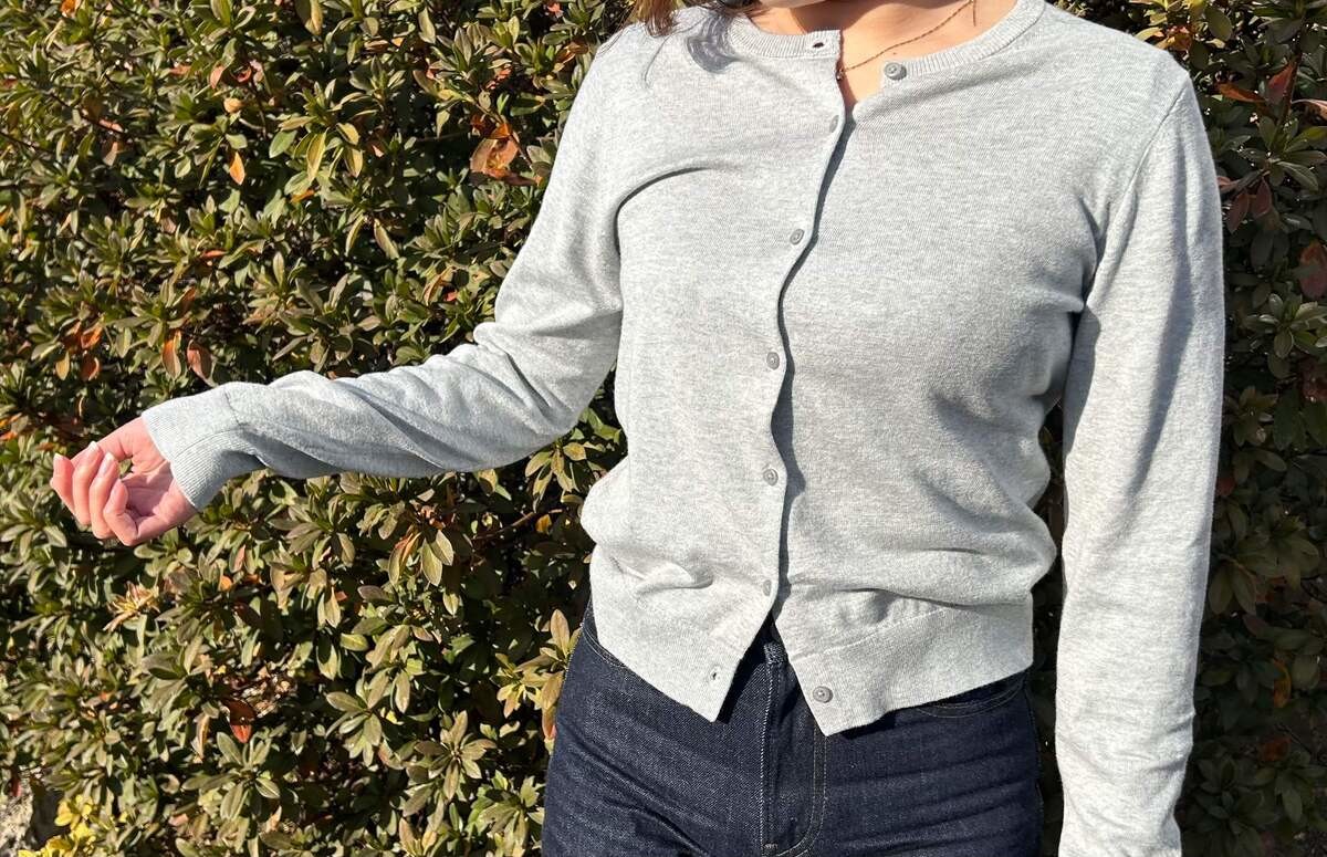 ユニクロの「UVカットクルーネックカーディガン」