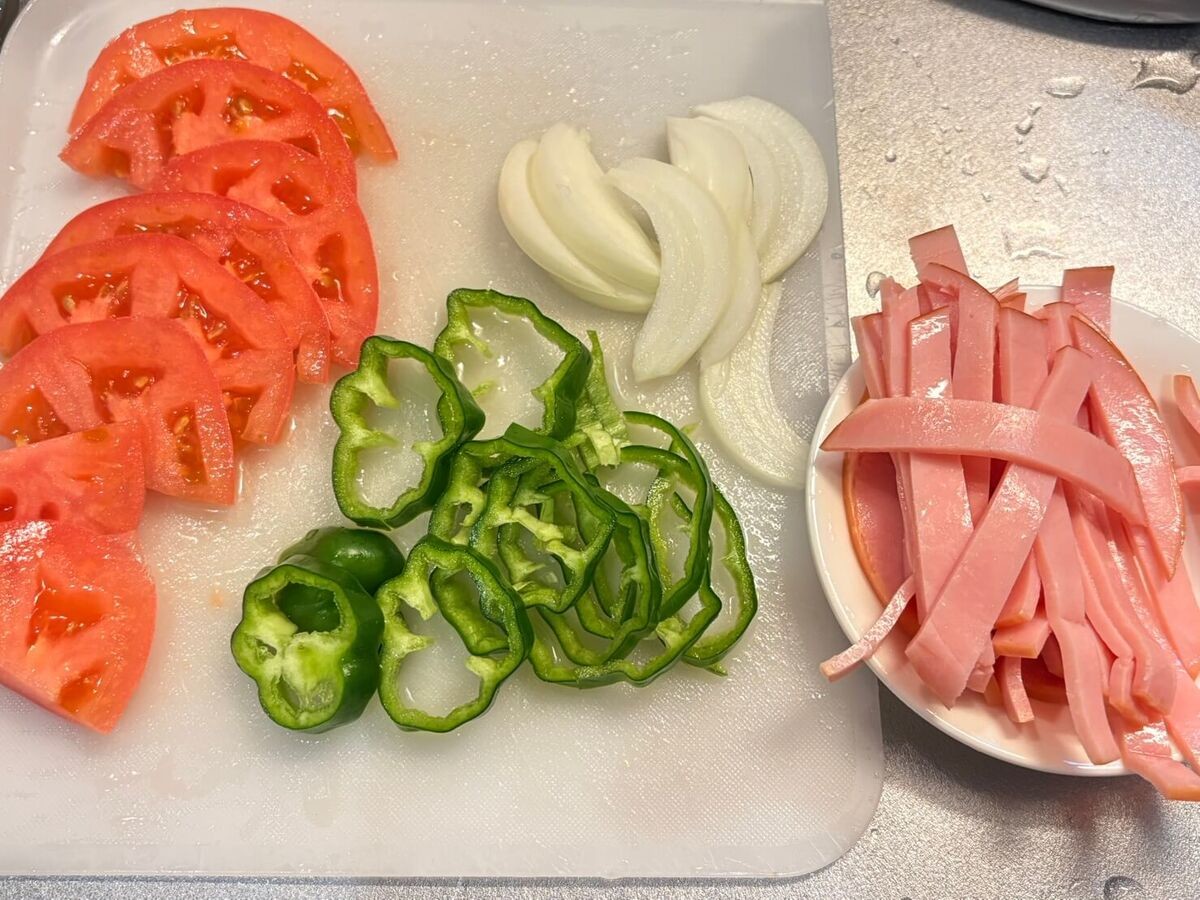 厚揚げのトマトチーズ焼き