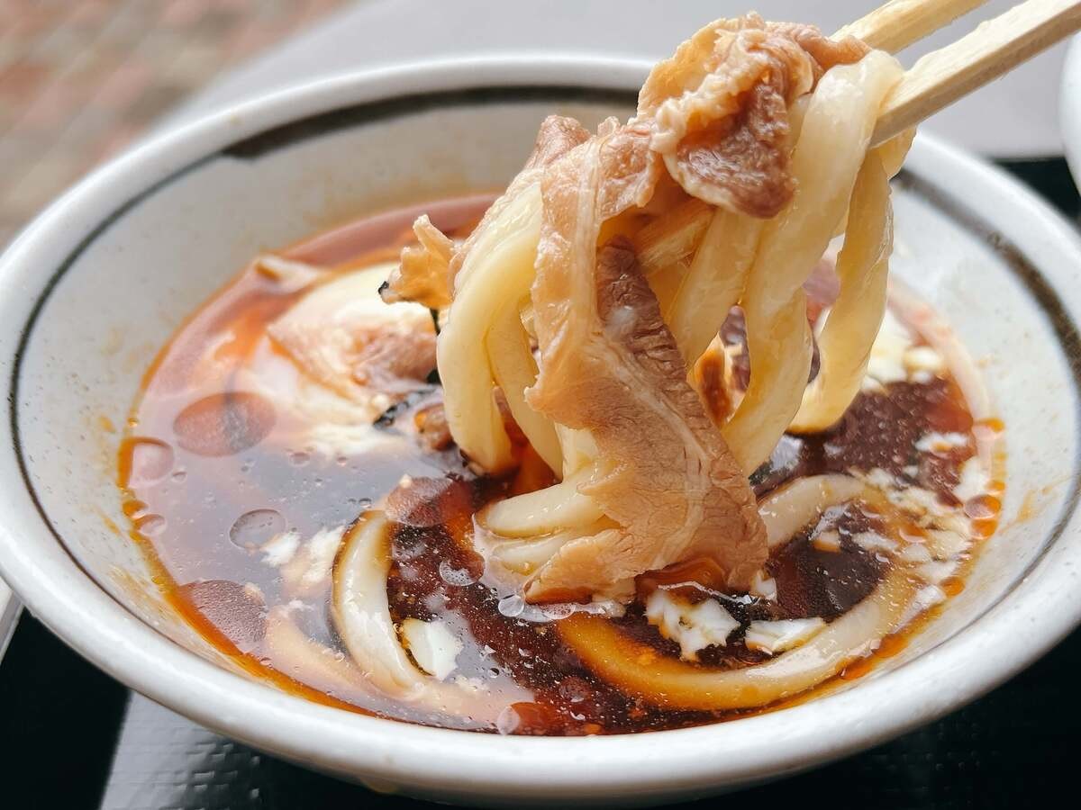 丸亀製麺「旨辛豚つけ汁うどん」