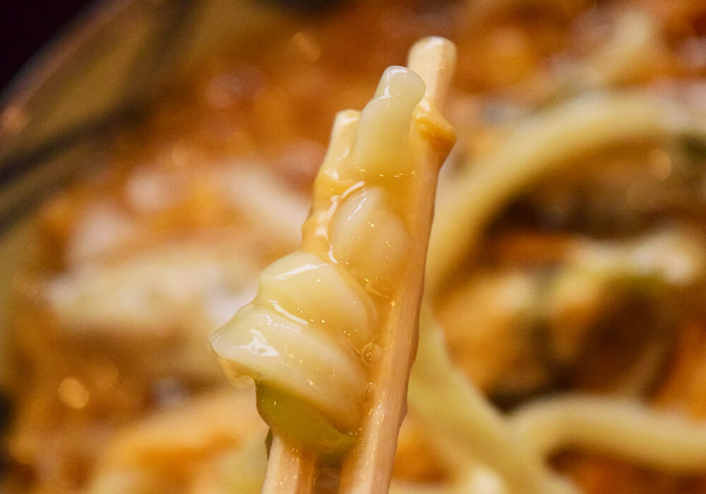 平日なのに混雑する丸亀製麺