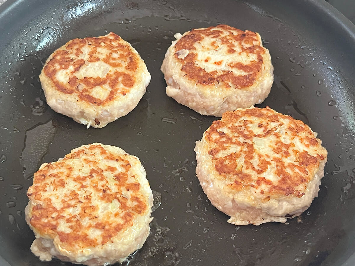 チキンハンバーグ