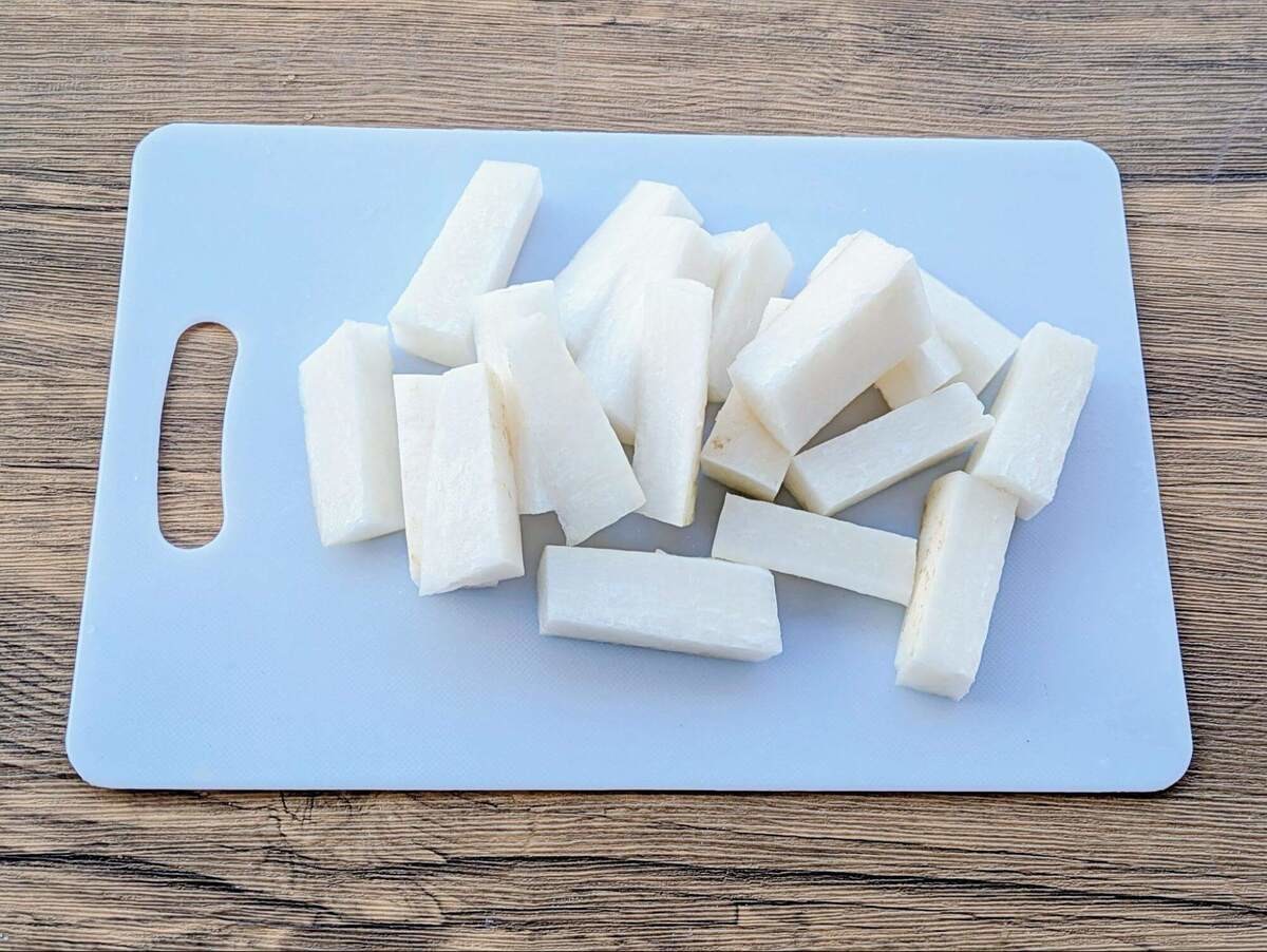 土井善晴さん「スペアリブと大根の塩煮」