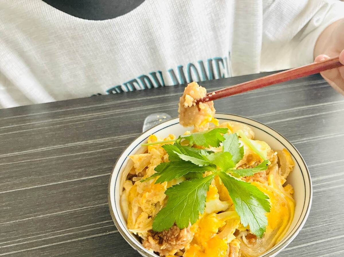 天乃屋 公式「歌舞伎揚の卵とじ」のレシピ