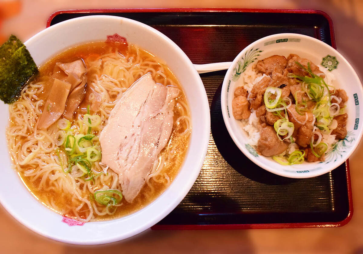 日高屋「ラ・餃・チャセット」実食レポ