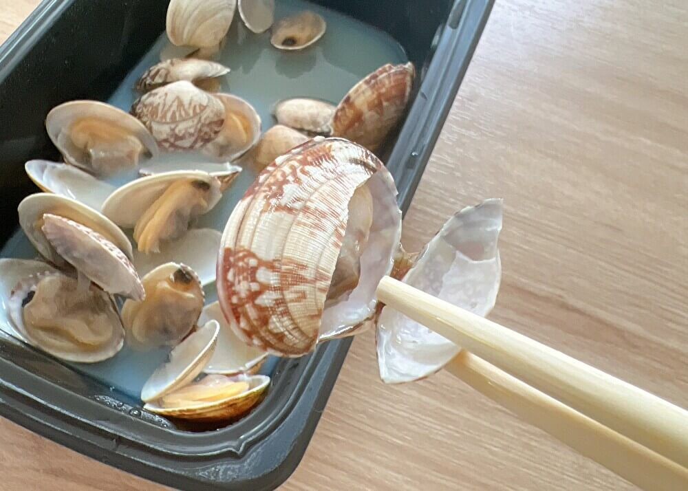 ガーリック香るえびとムール貝のアヒージョ