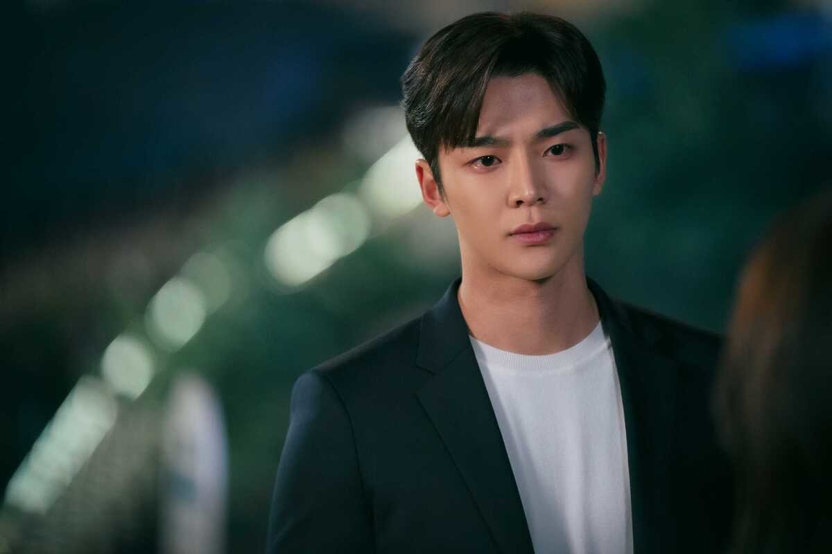 おすすめ胸キュンラブロマンス！ロウン主演韓国ドラマ『先輩、その口紅