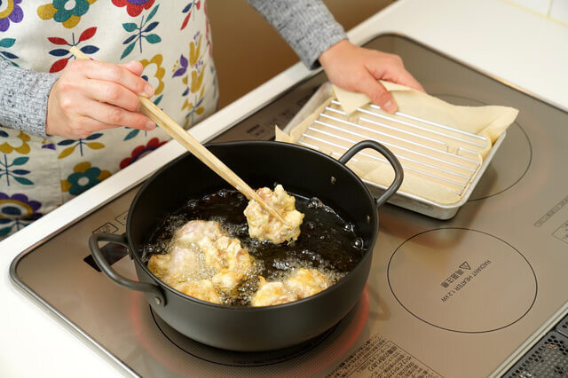 キッチンにストーブを置かない方がいい理由