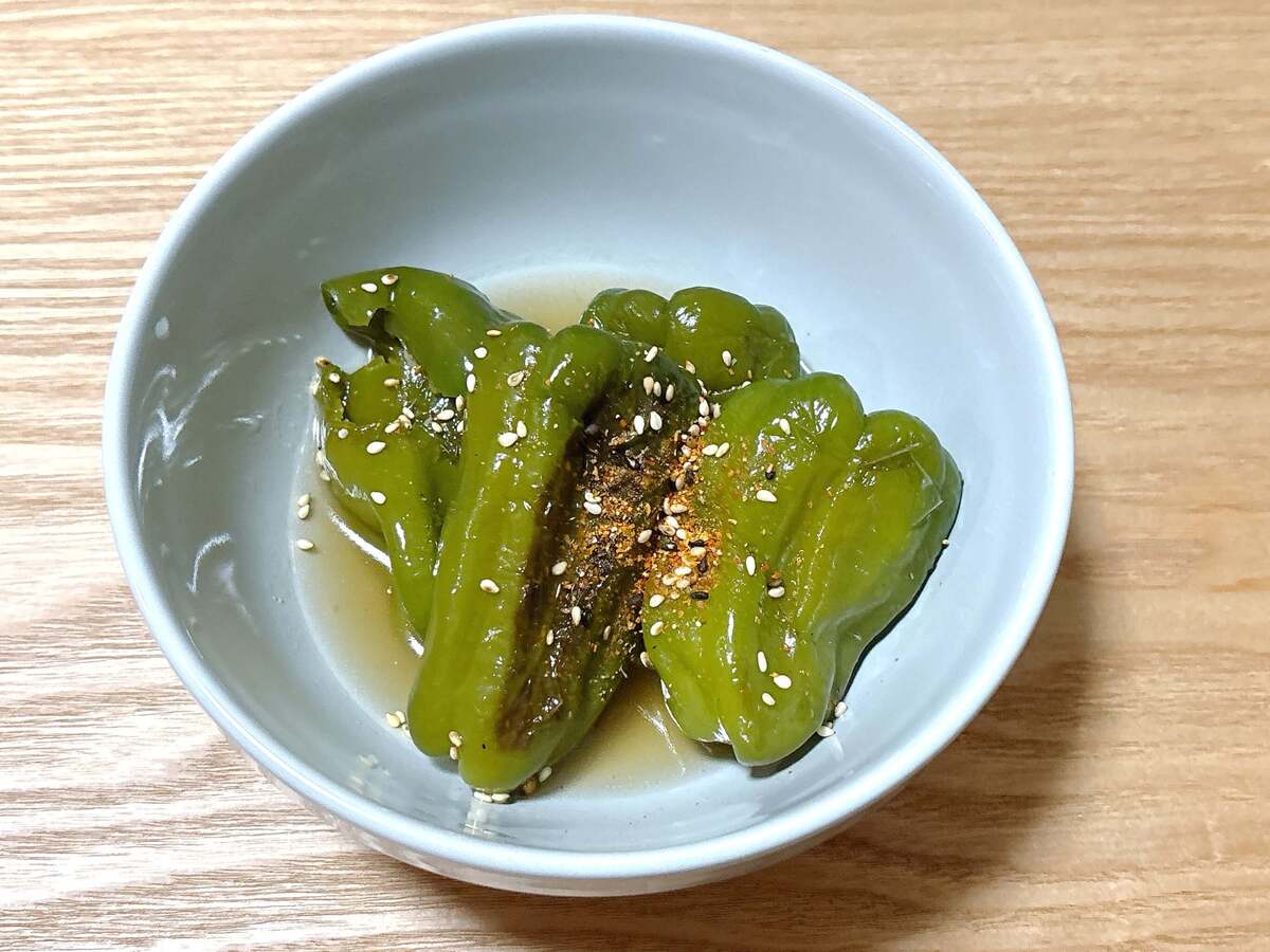 田中実穂さん「丸ごとピーマンの焼き浸し」のレシピ