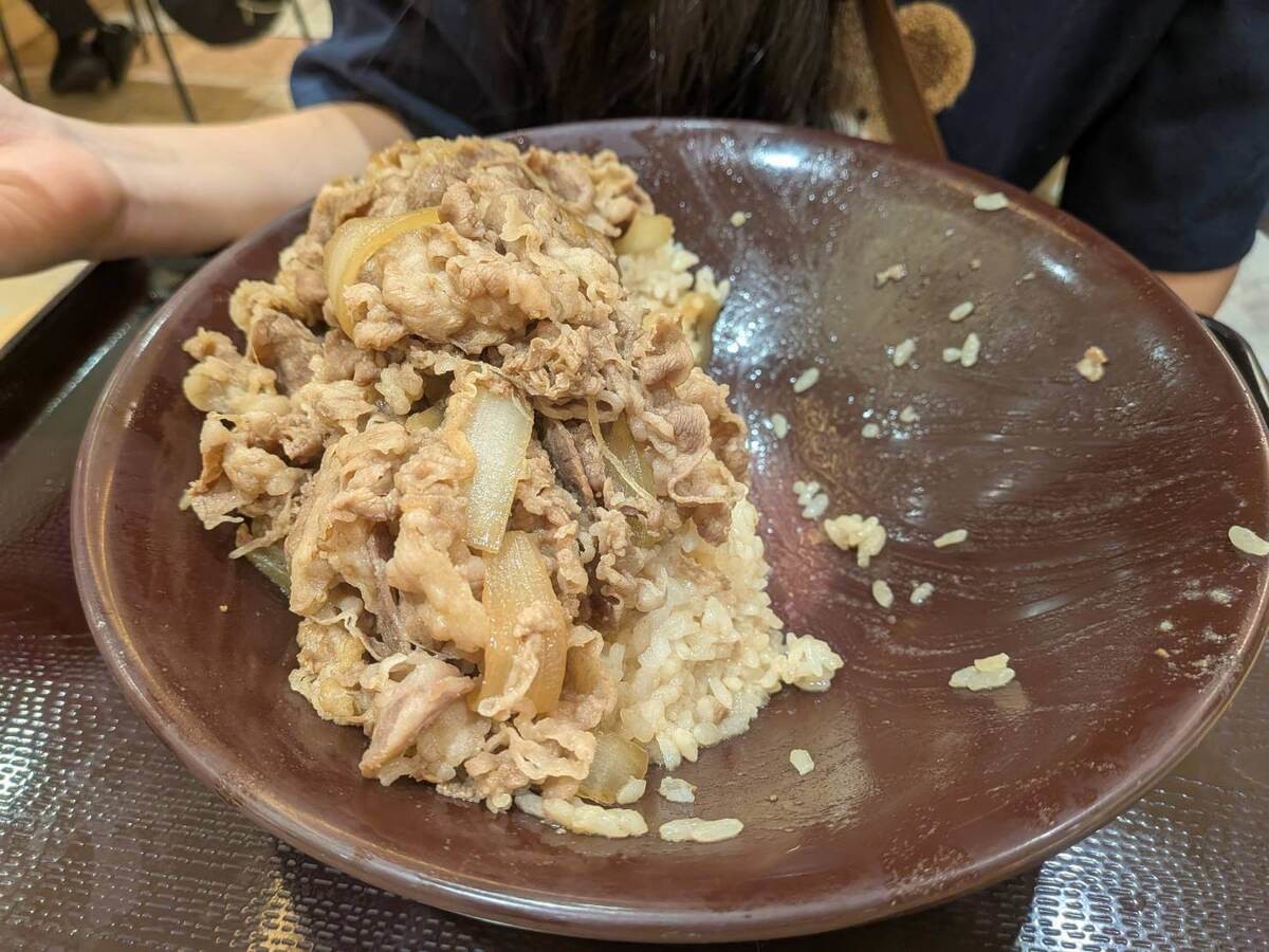 その存在を知らない店員さんも！？「キング牛丼」