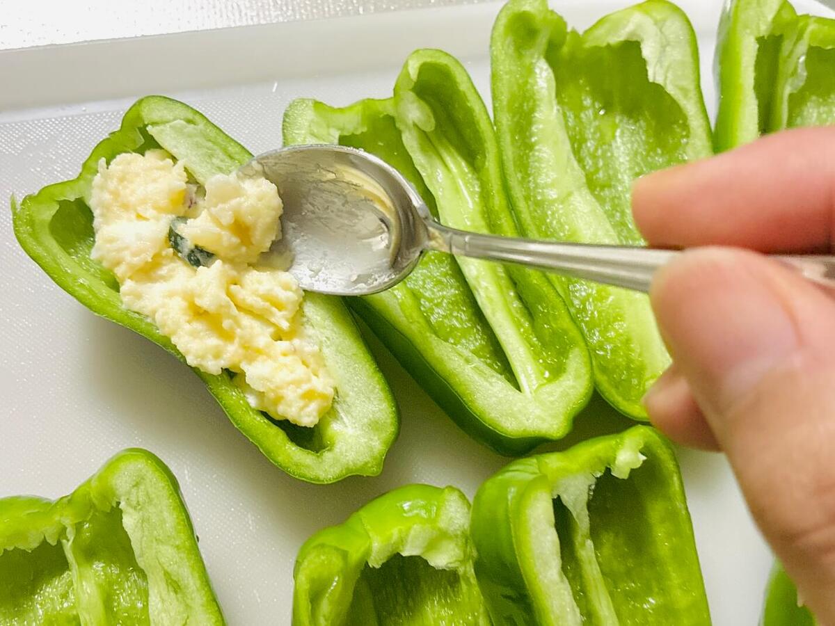 義母が孫に捧げる「ピーマンのポテサラ詰め」