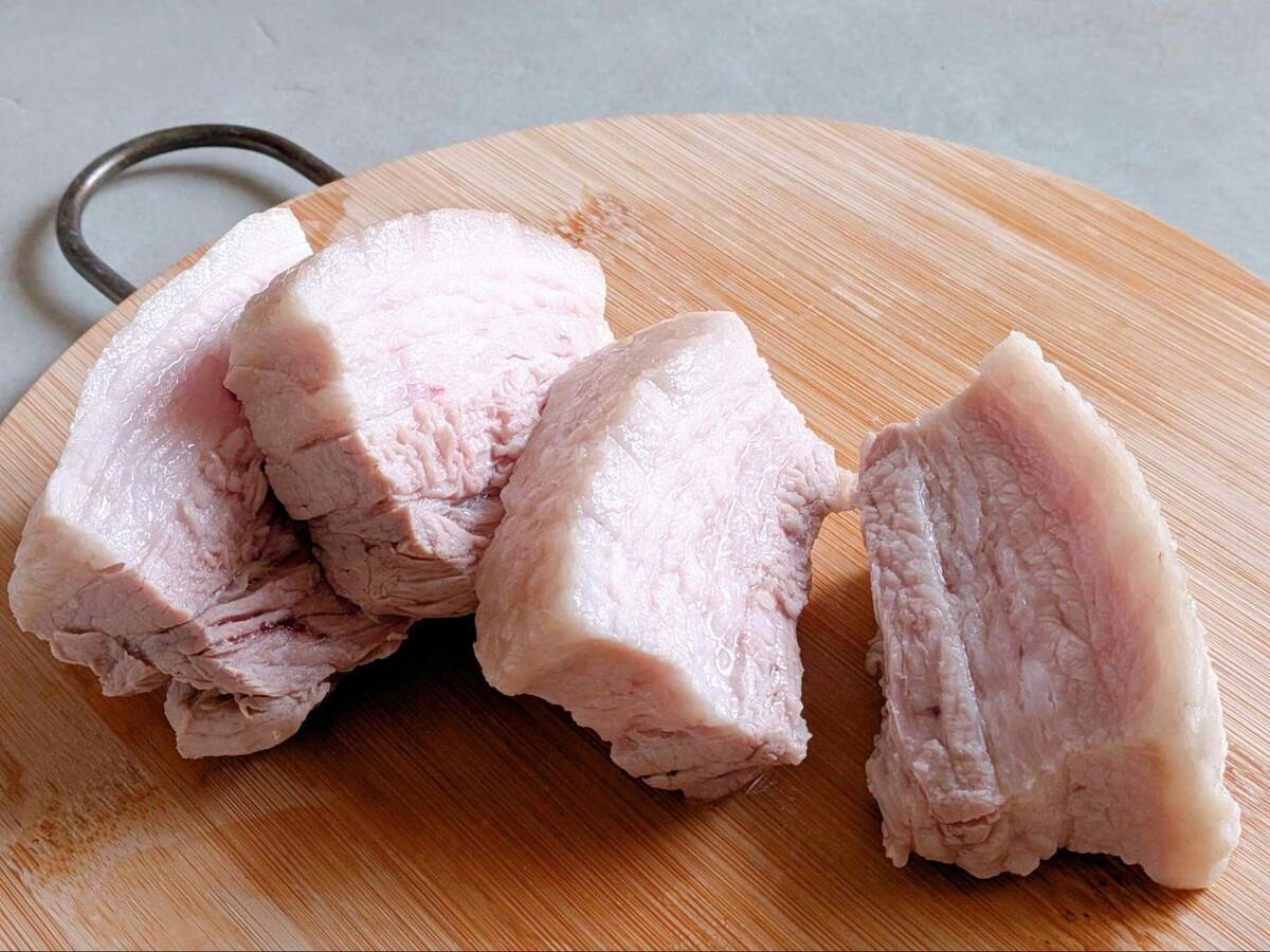 栗原はるみさん「大根と豚肉のべっこう煮」