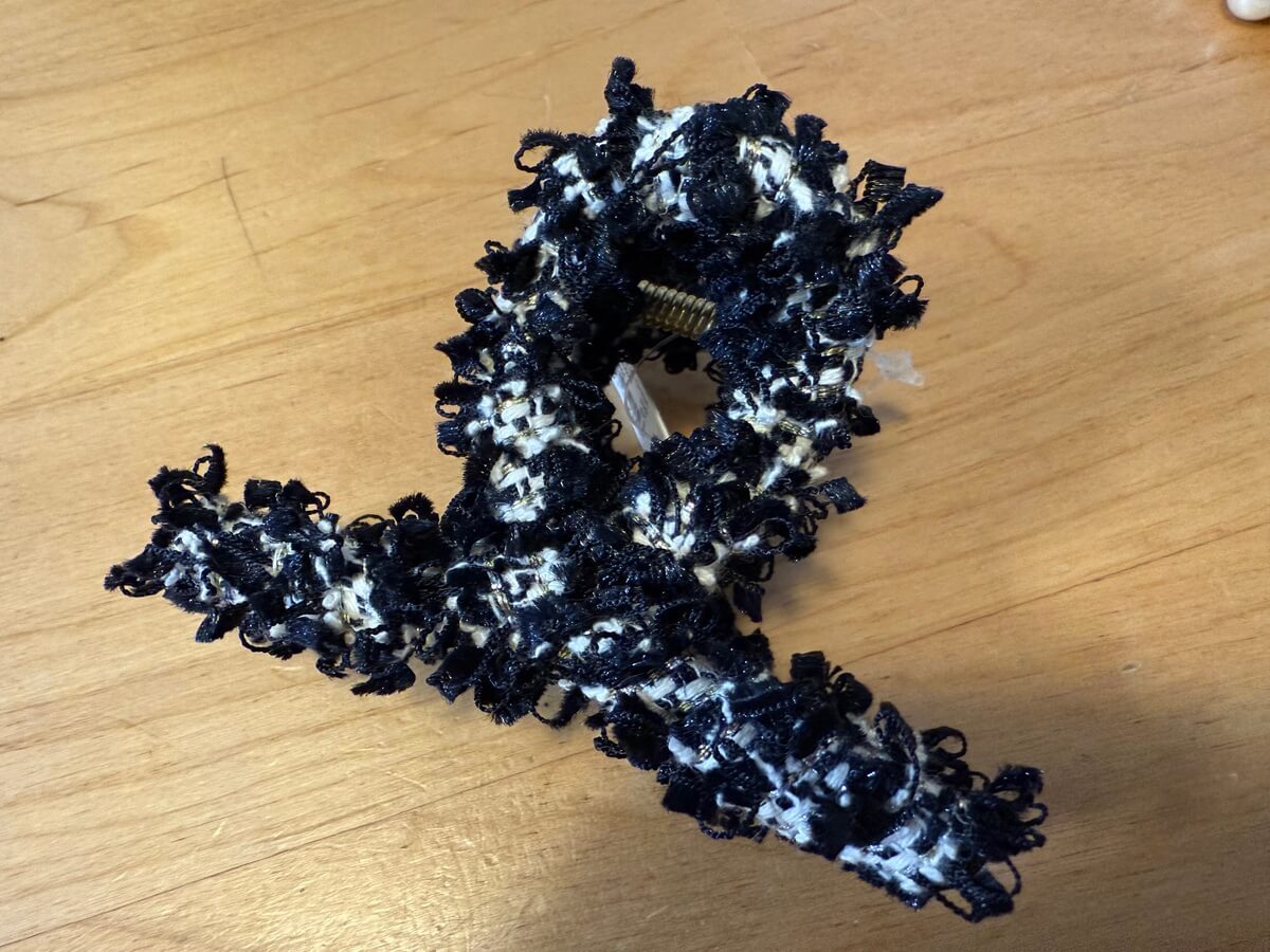 1.ツイードツイストバンス