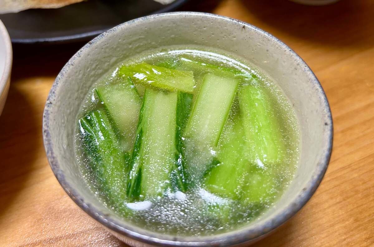 土井善晴さん「小松菜の炒め味噌汁」