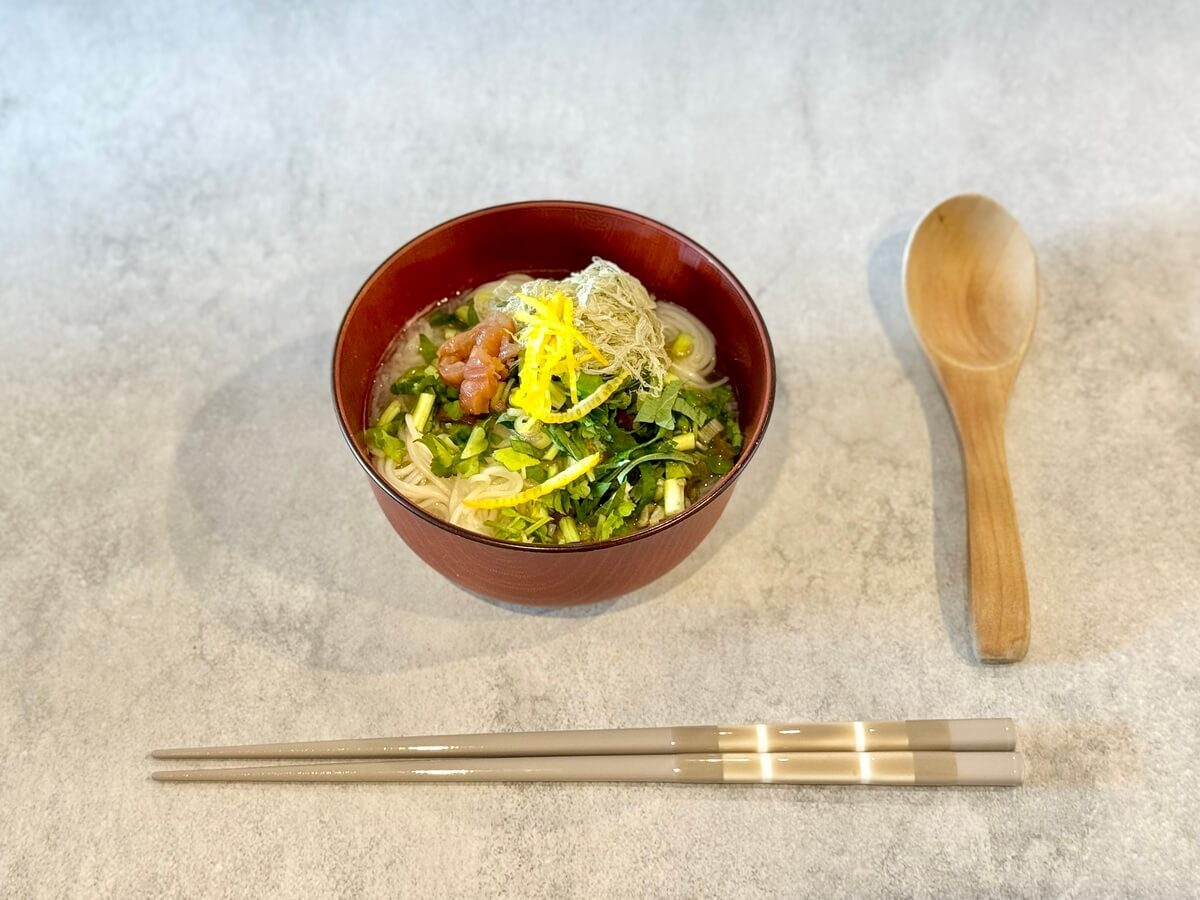 薬味たっぷり〆のそうめん