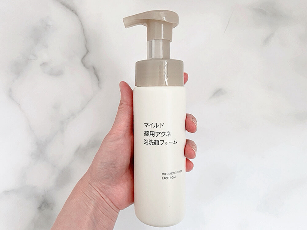 無印良品の「マイルド薬用アクネ泡洗顔フォーム」