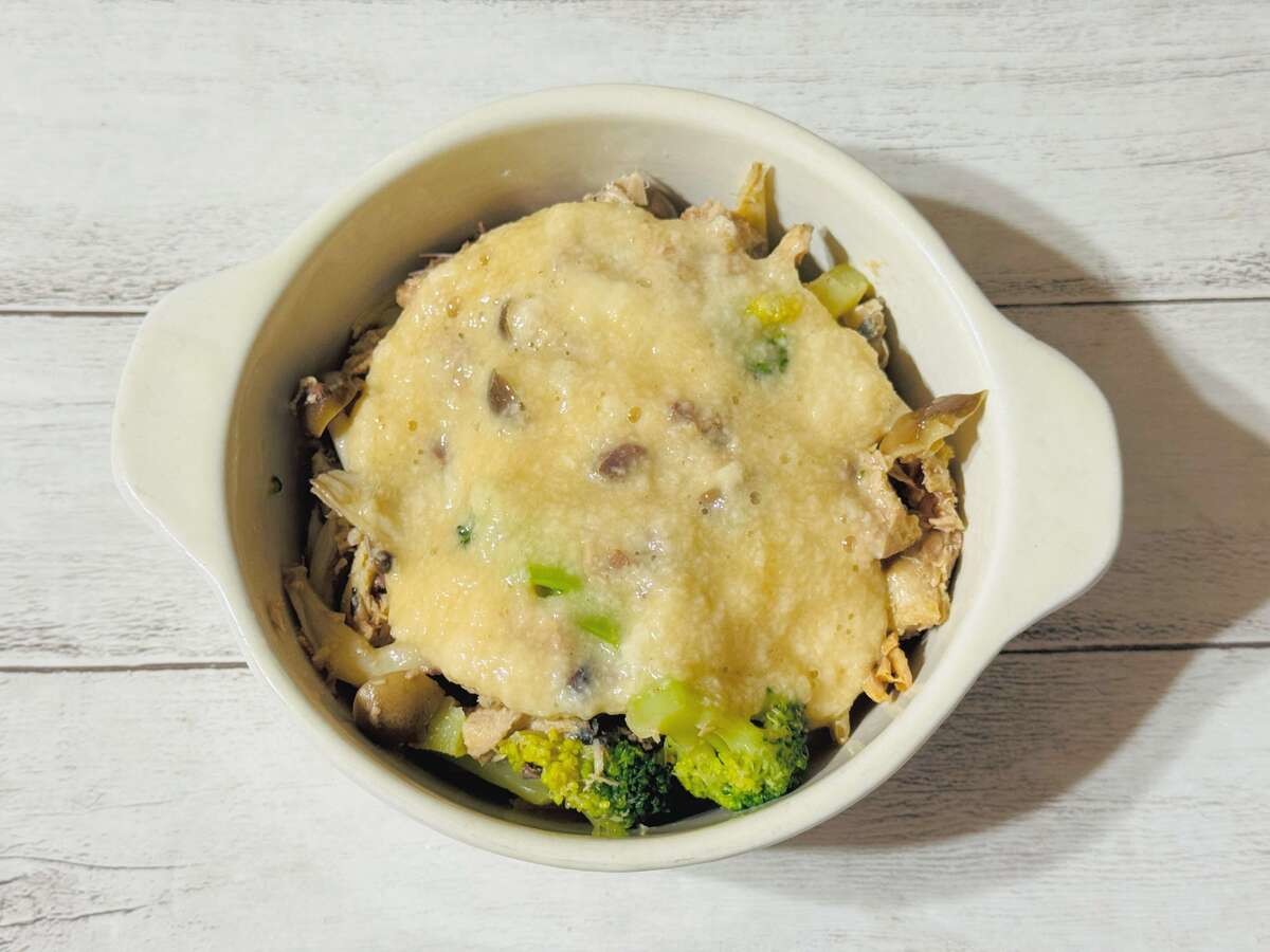 ミトコンドリアを元気にする「サバ缶ときのこのとろろグラタン」