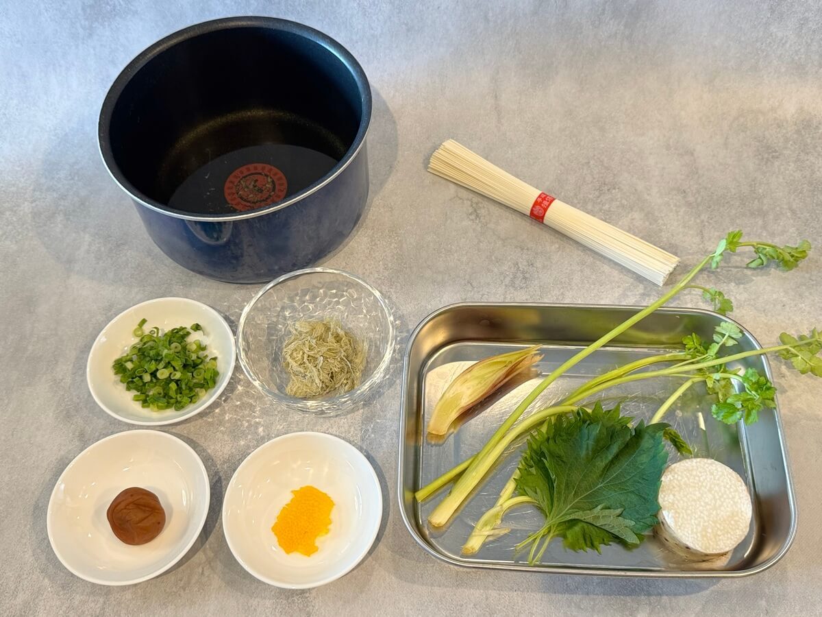 薬味たっぷり〆のそうめん