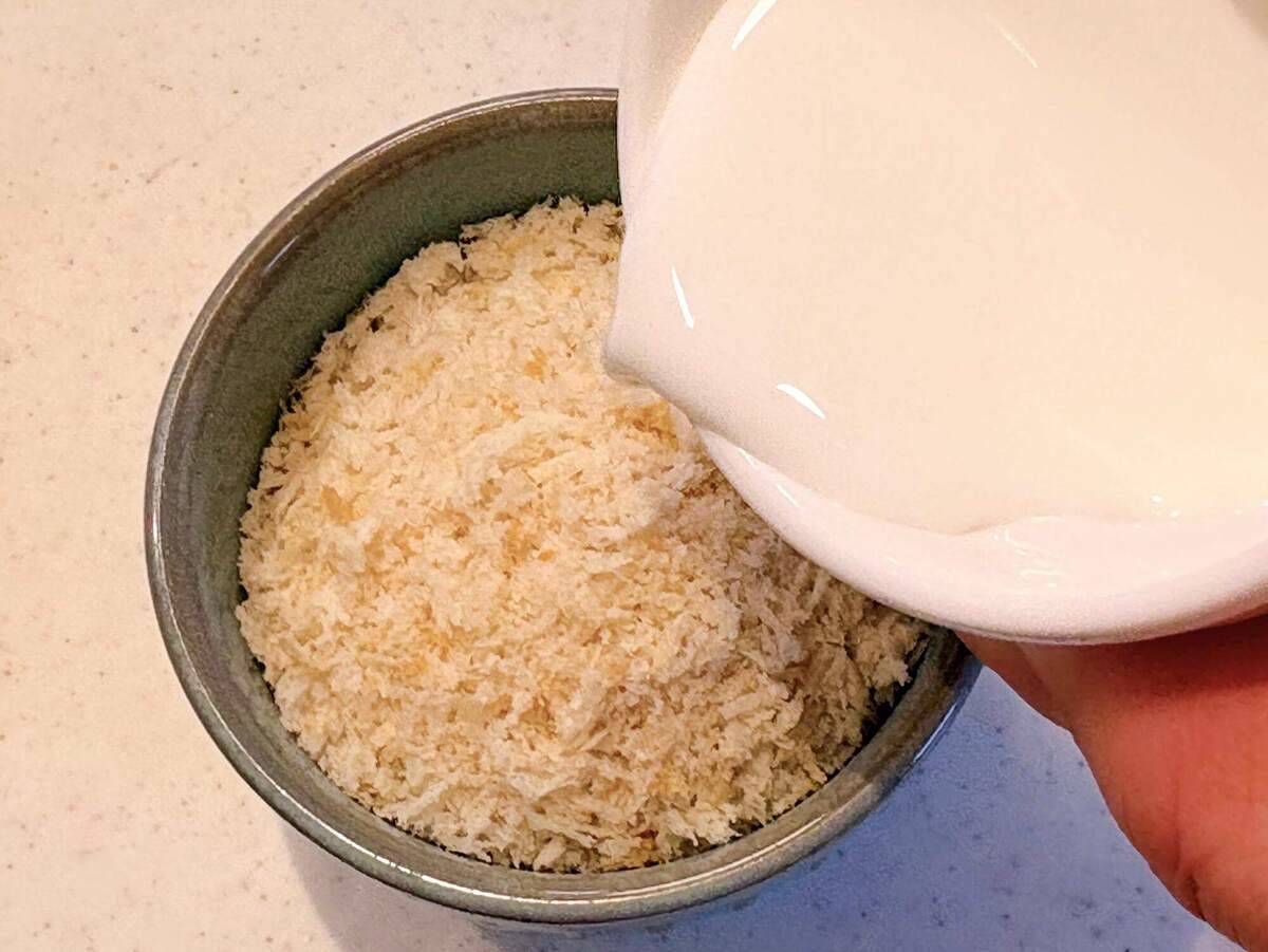 玉ねぎたっぷり超簡単！肉汁たっぷりハンバーグ