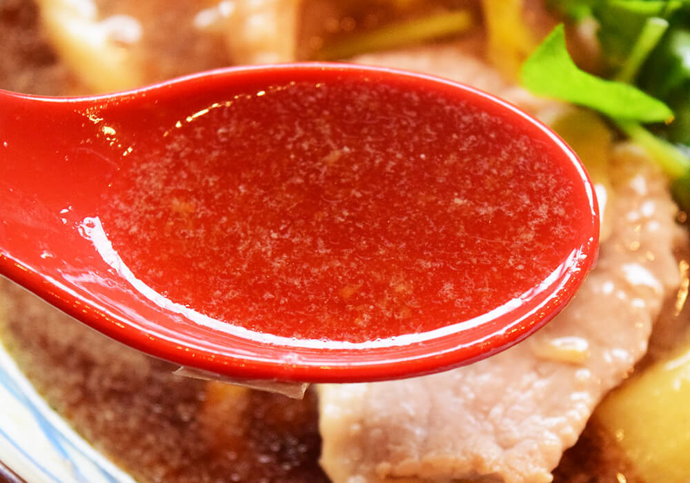 平日なのに混雑する丸亀製麺