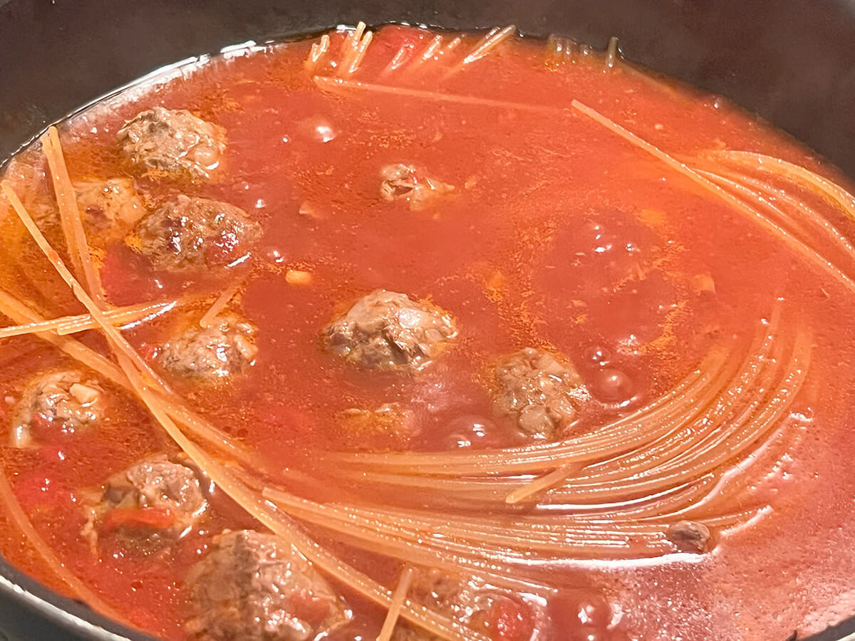 フライパン1つで!アニメみたいなミートボールスパゲッティ