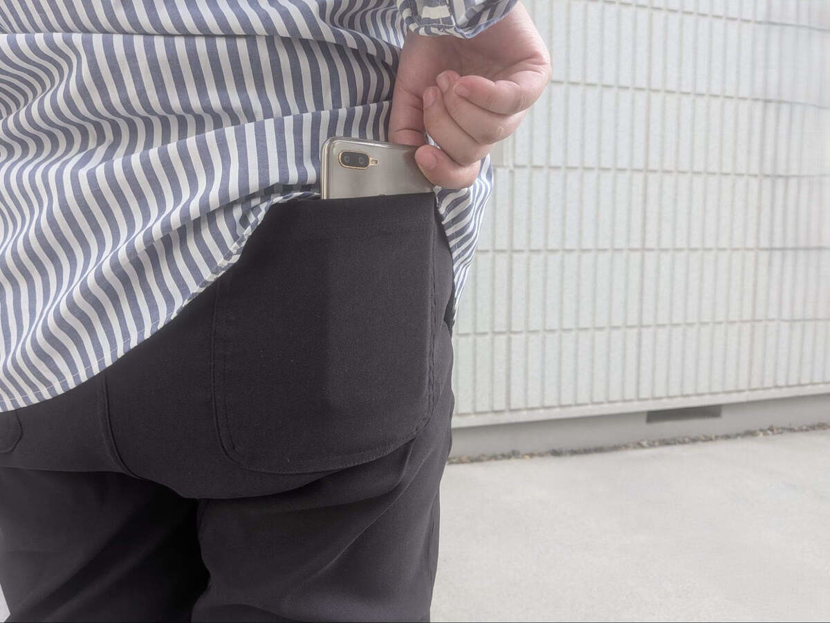 NOBIRUNOストレッチパンツ