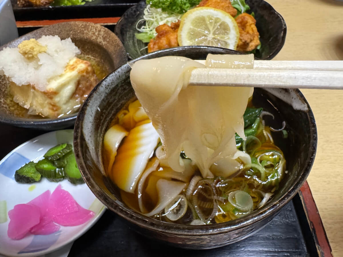 角千本店 きしめん茶屋