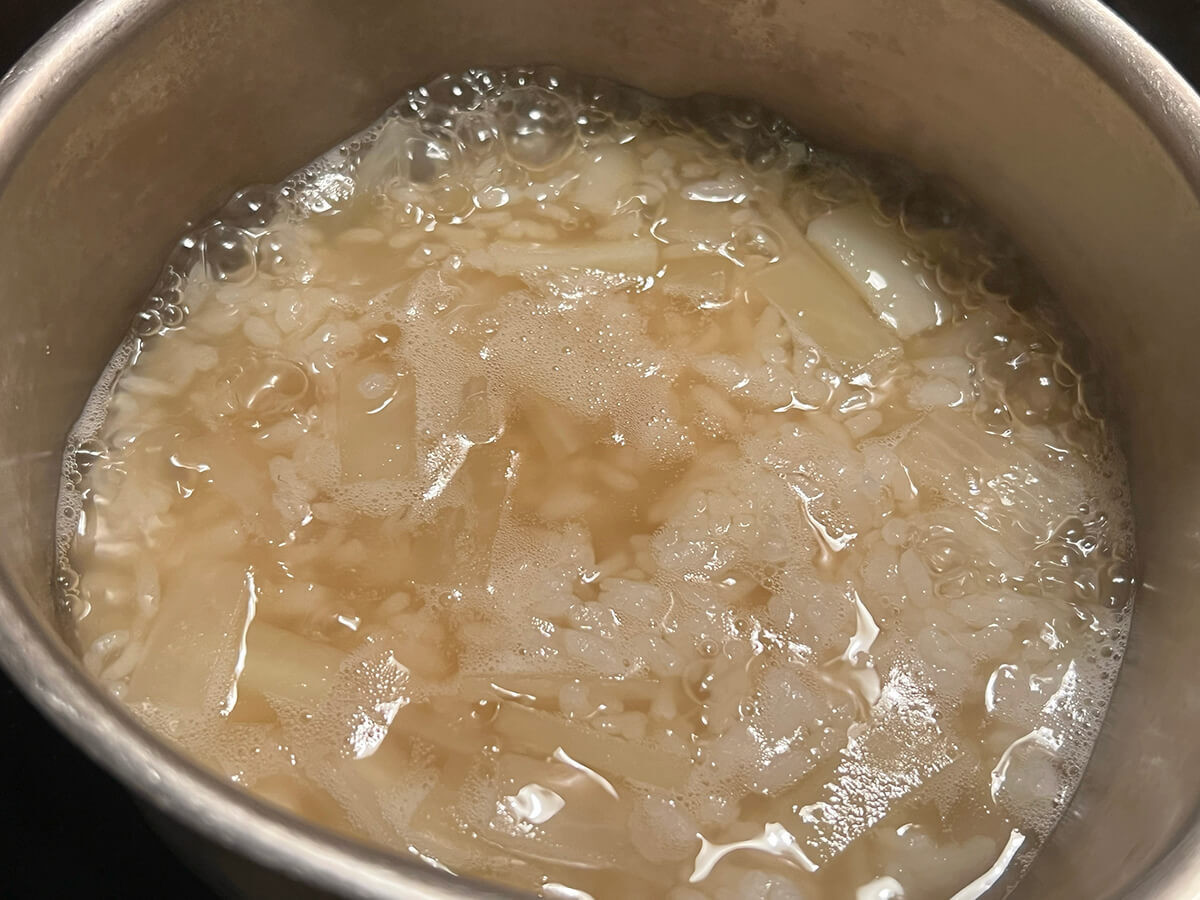 キッコーマン公式「かきと大根の雑炊」