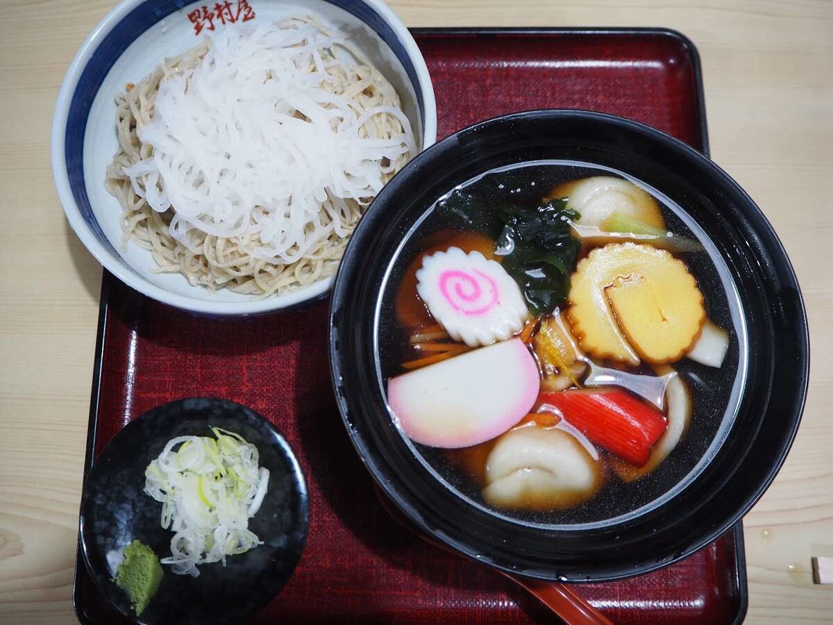 耳うどんの名店「野村屋本店」
