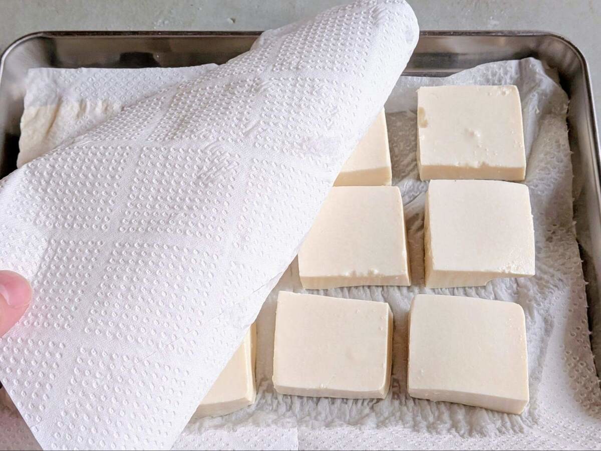 モランボン公式「ジャンで作る豆腐ステーキ」