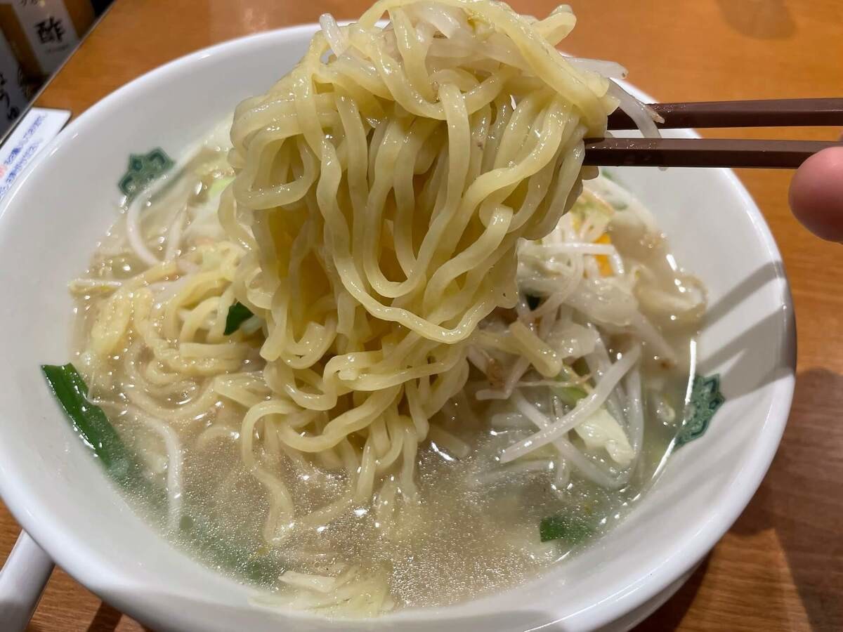 日高屋従業員の半数以上が支持“620円メニュー”を実食