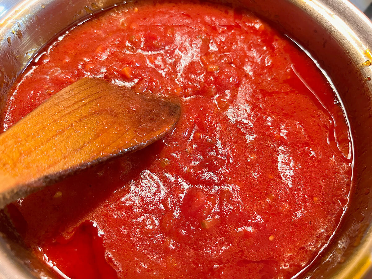 弓削啓太さん「ごちそうミートソース」のレシピ