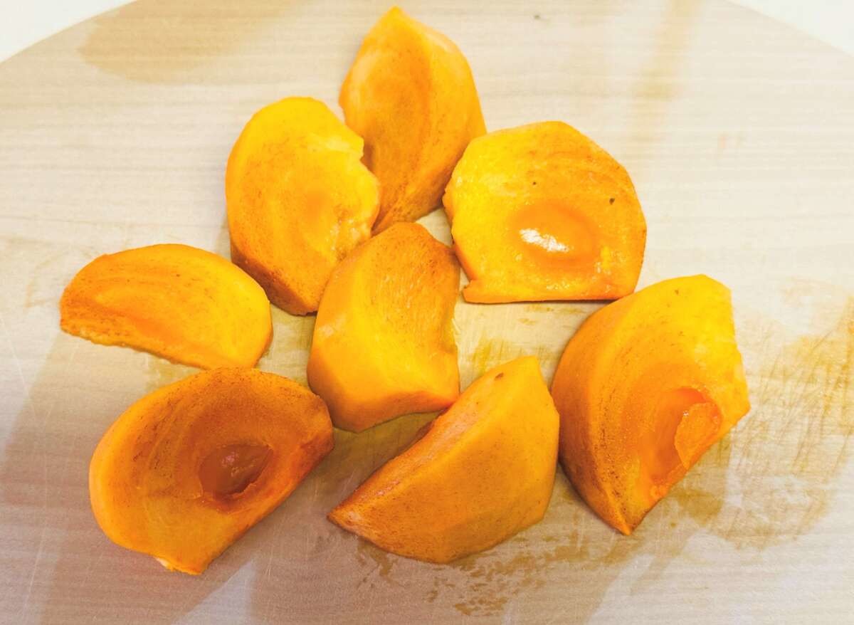 山本ゆりさんの「柿の一番好きな食べかた」