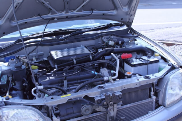 車が冠水してしまったら、まずやってほしいこと