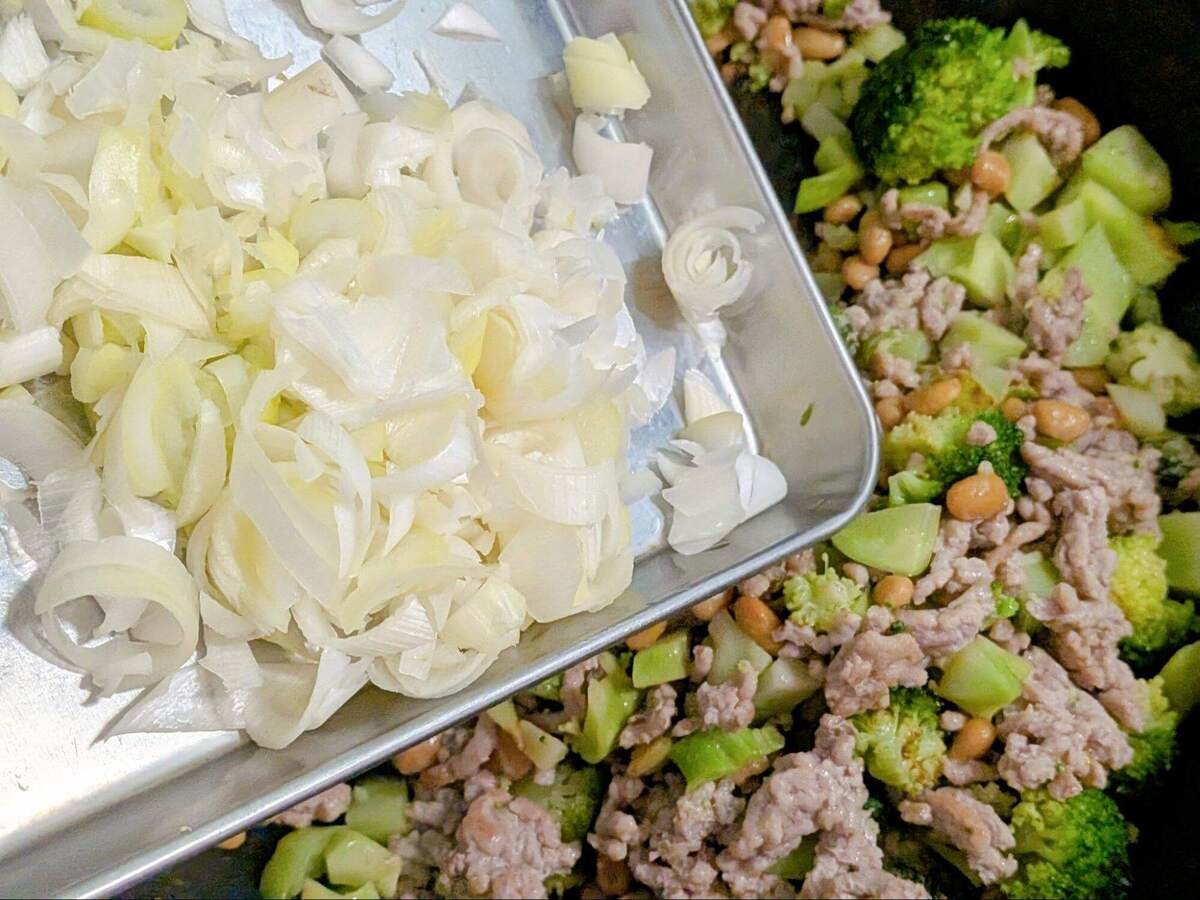 ブロッコリーの納豆肉そぼろ