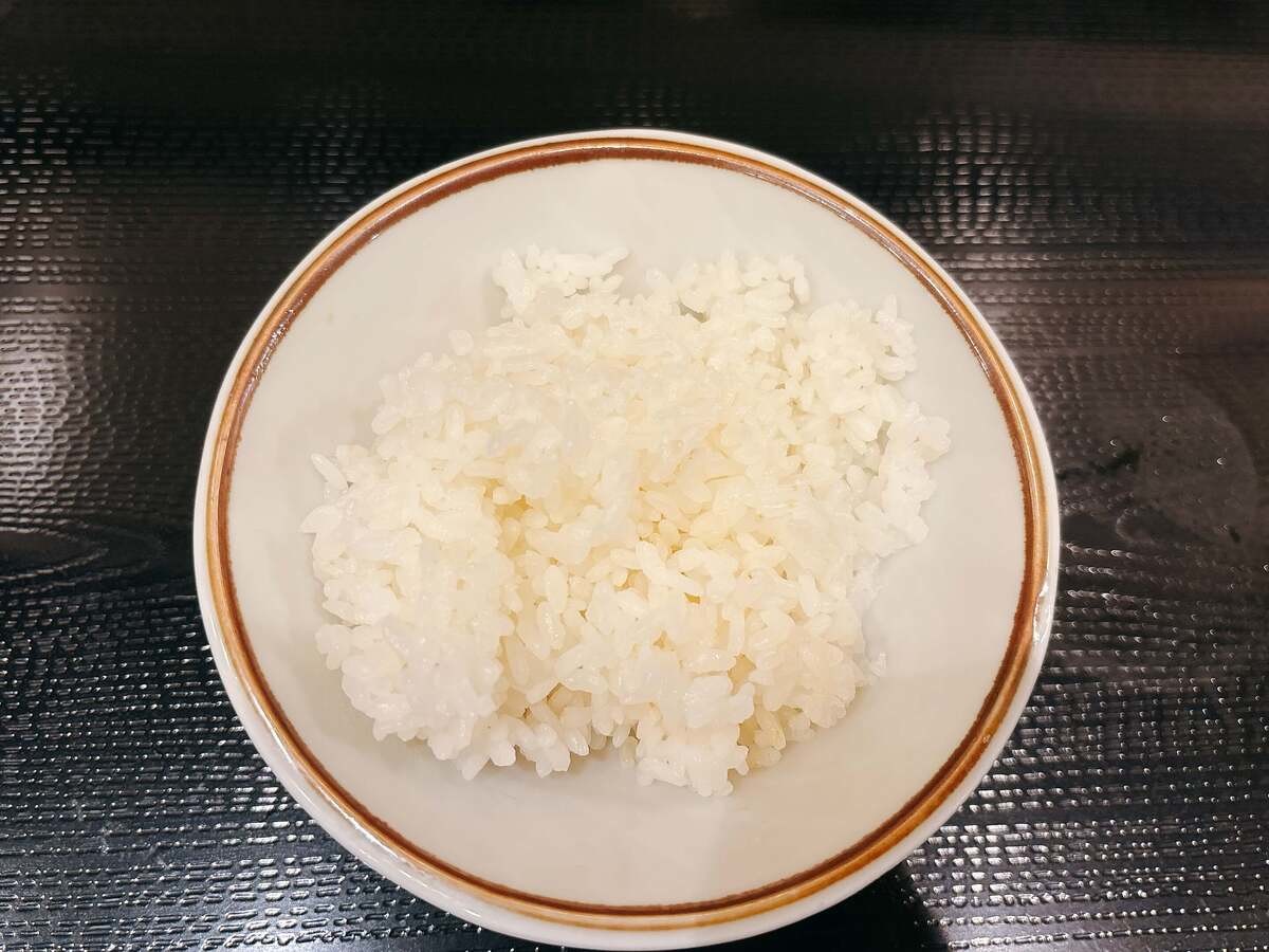 「白ごはん小（税込120円）」