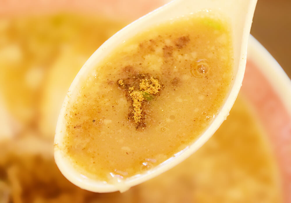 幸楽苑「魚介とんこつらーめん」実食レポ