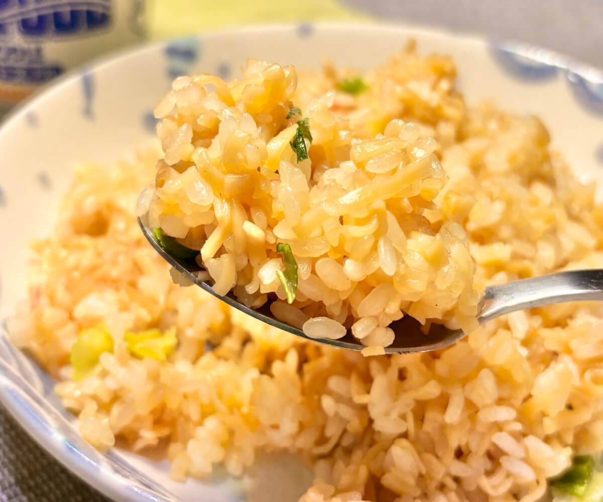 炊飯器で簡単!カップヌードルで作るシーフードピラフ