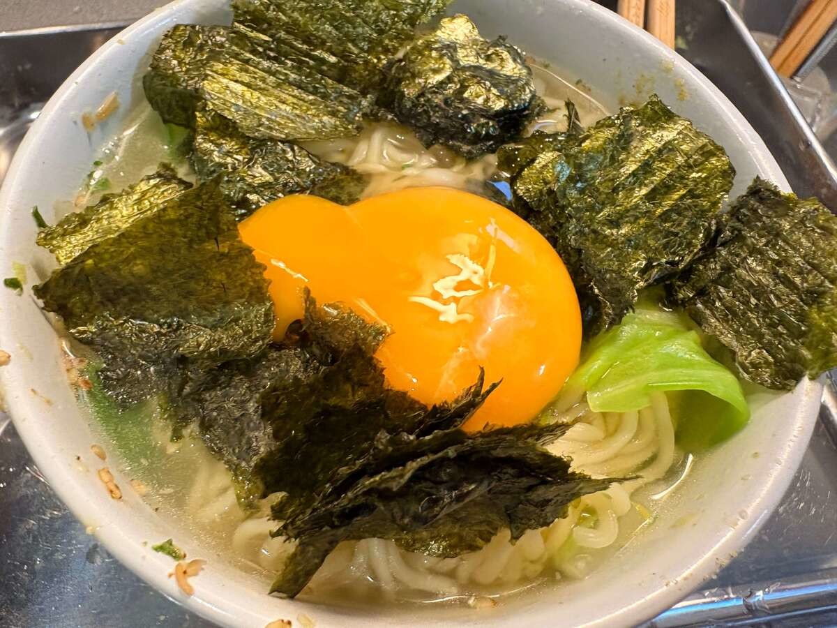 藤田ニコルさん「先まぜ!味マシ!塩らーめん」のレシピ