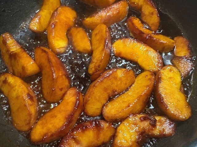 人気ベーグル屋さん直伝「りんごのキャラメル煮」