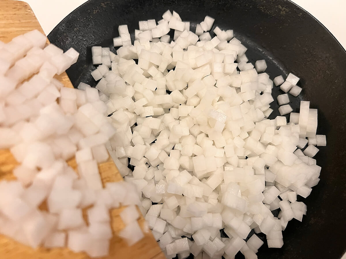 ちはるさん「【食材1品だけ】みそ大根」のレシピ