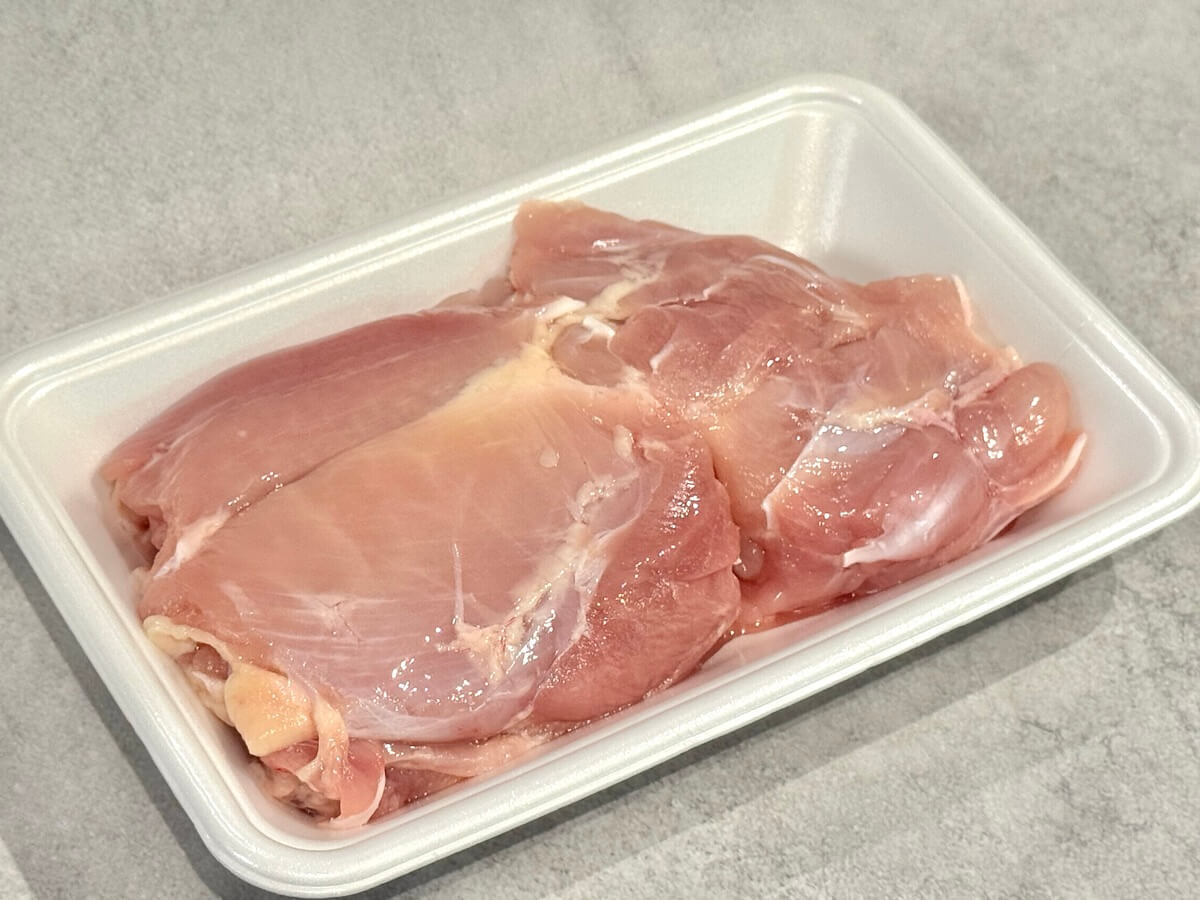 タサン志麻さん「カリカリじゃがいもと鶏のソテー」のレシピ