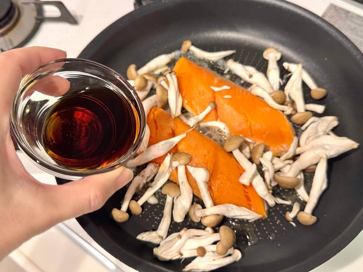 ウワサのお客さま「鮭ときのこの混ぜご飯」