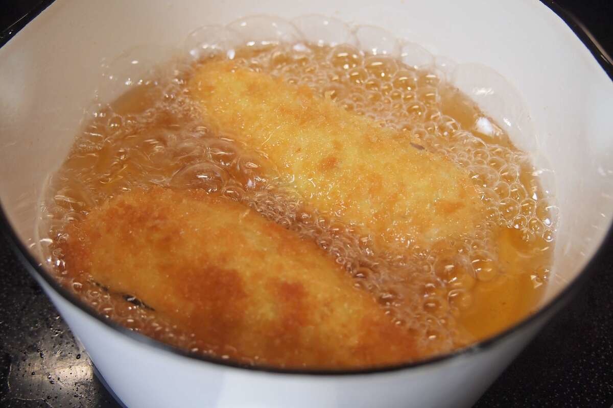 揚げ油の酸化や再利用回数の目安