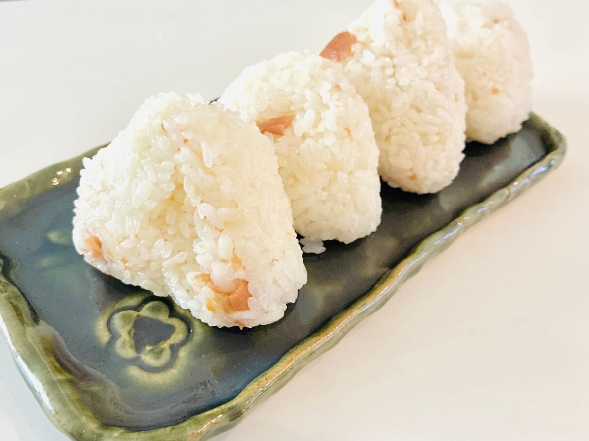 農林水産省「昆布と梅のおむすび」