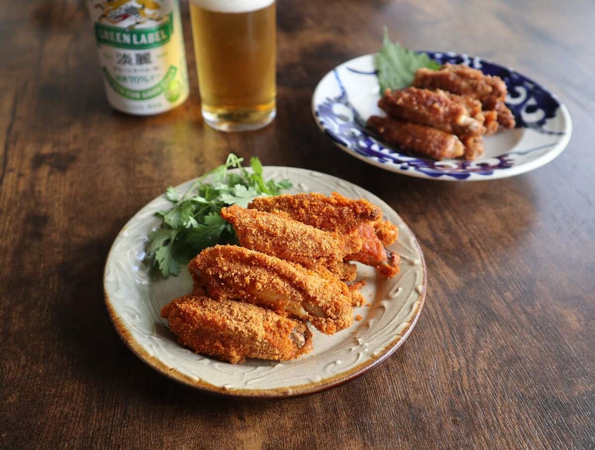 カルディ「レンジで手羽唐揚!あらびきペッパー味・スパイシータンドリー味」