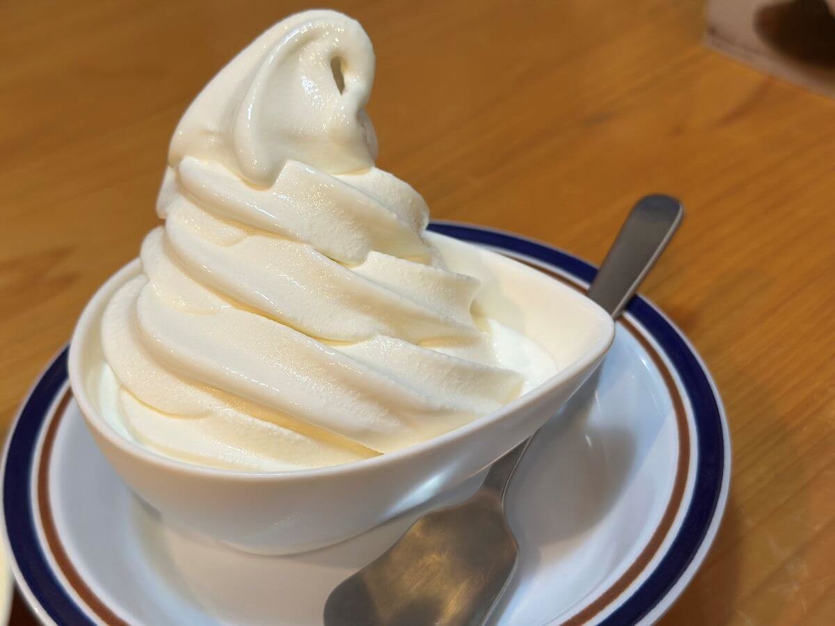 コメダの物販メニュー「コーヒーに合うバウム」