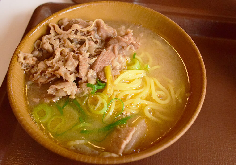 すき家「とん汁みそらーめん」