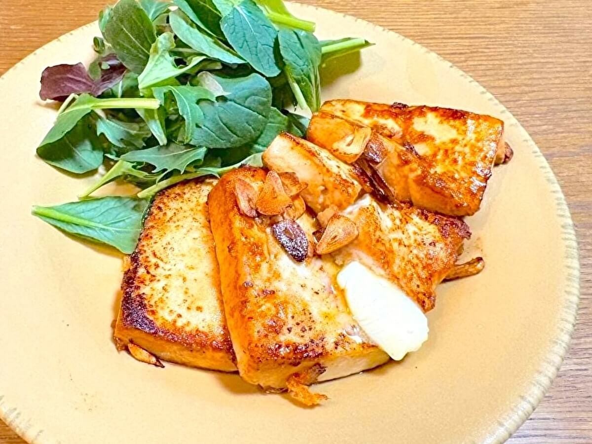 豆腐のしぼ生ステーキ