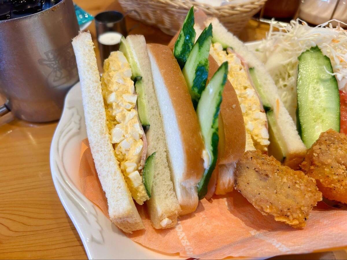 コメダ珈琲店の「昼コメプレート」とは？